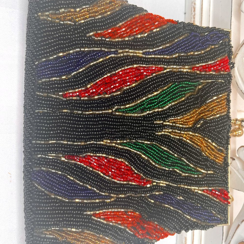 Vintage Multicolor Beaded Purse – Handmade in Hong Kong (1970s–1980s)
